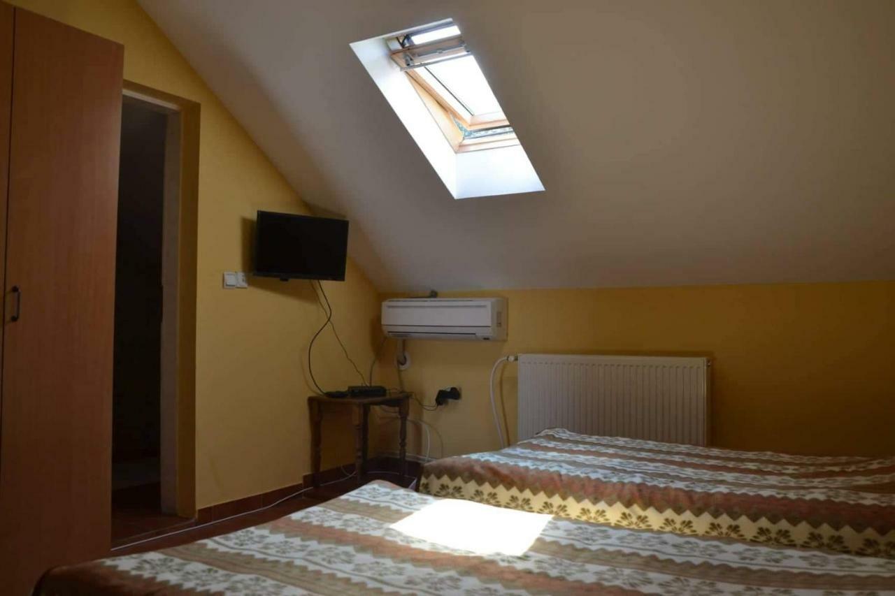 Guest House Bole Vinci Dış mekan fotoğraf